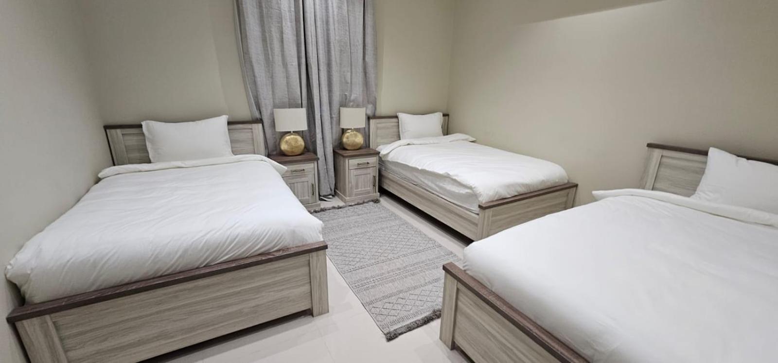 الشقق الفاخرة Modern Apartments Of 3 Bedrooms 5 Minutes To Haram 麦地那 外观 照片