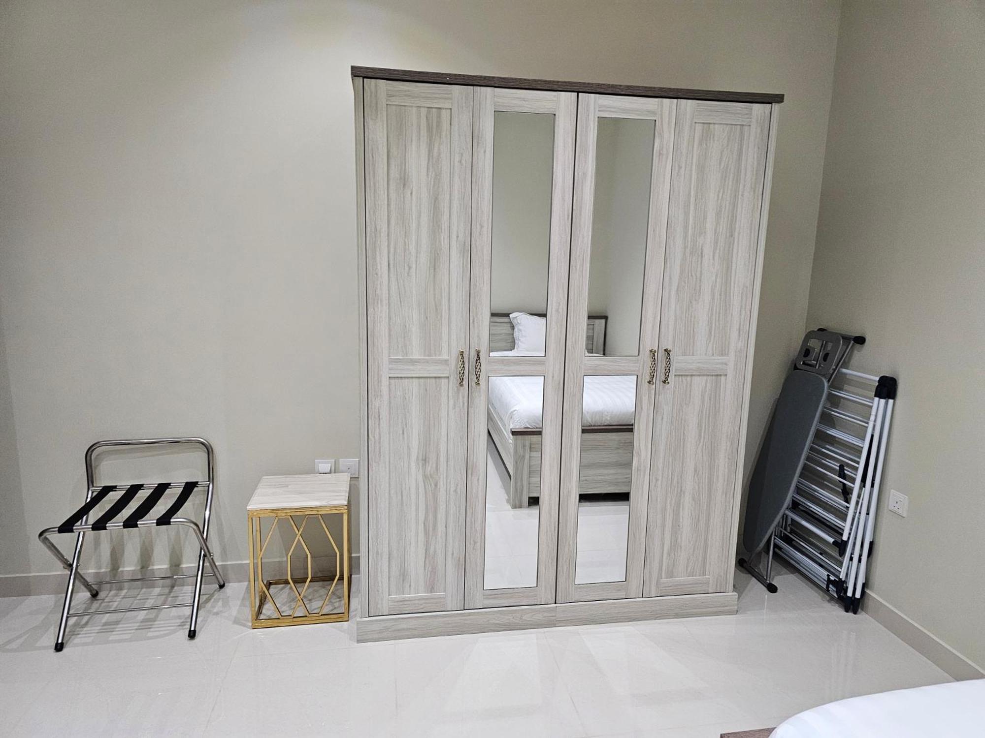 الشقق الفاخرة Modern Apartments Of 3 Bedrooms 5 Minutes To Haram 麦地那 外观 照片